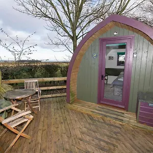 Seaways Glamping, Oak Apartment Driffield