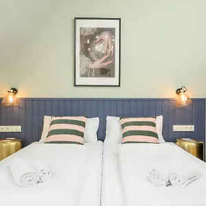 Palais Palffy Suits Daire