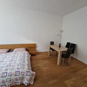 Keinergasse 18-contactless Check-in! Apartment